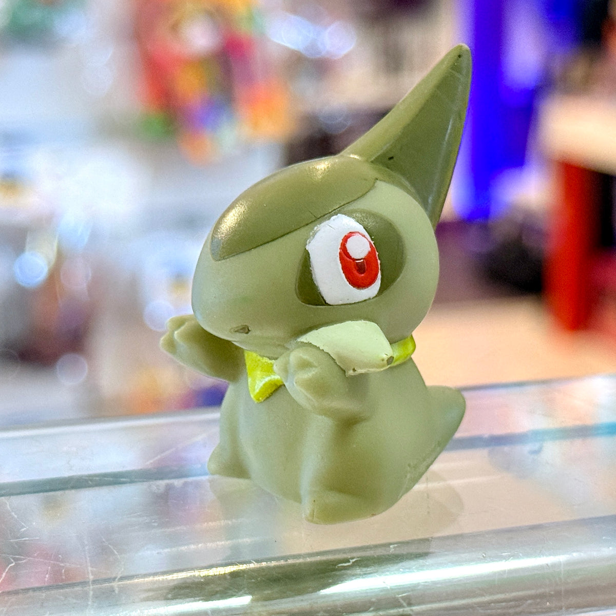 Pokemon: Axew Finger Puppet Figure (Bandai, 2010)