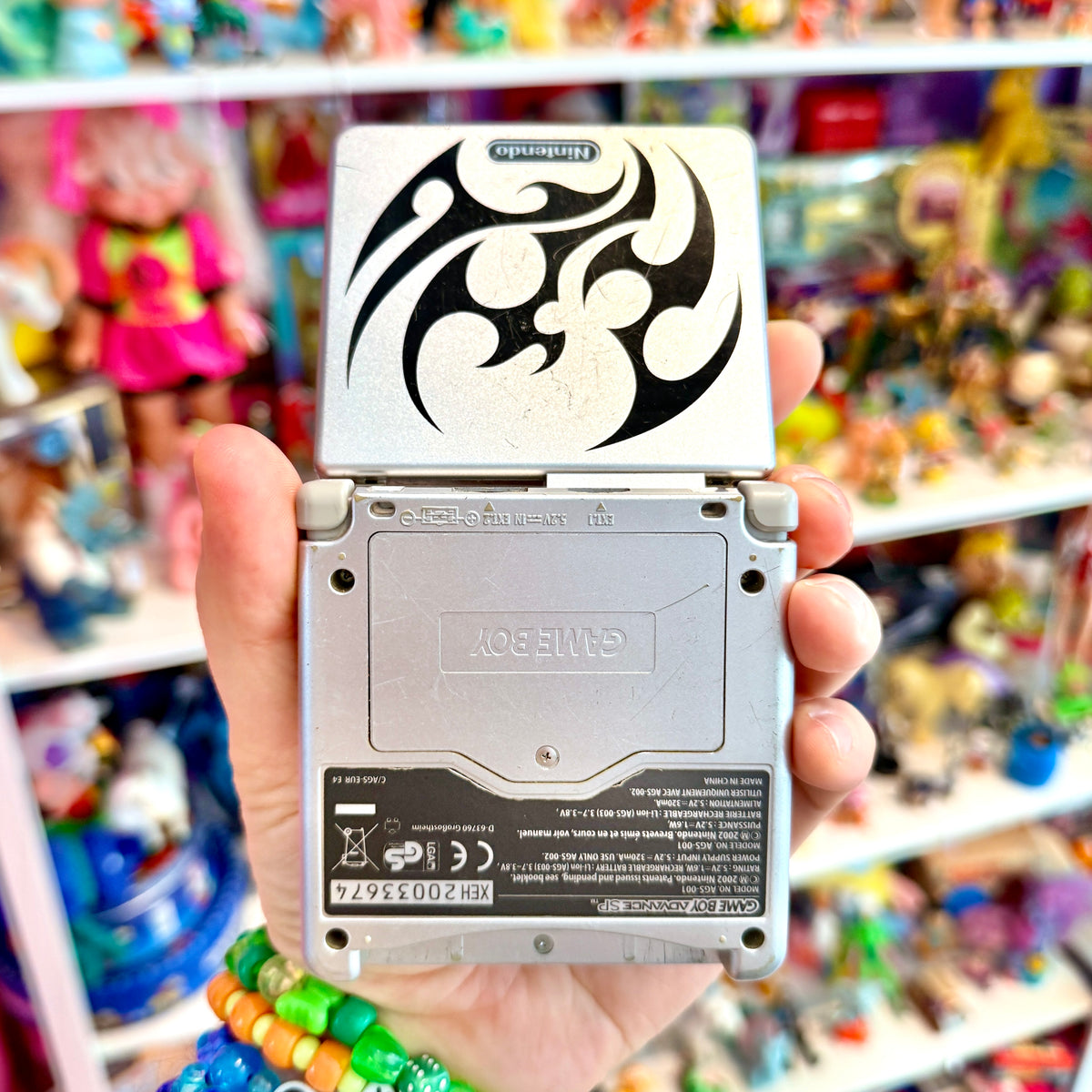 Gameboy Advance SP: Tribal Version (001 screen)