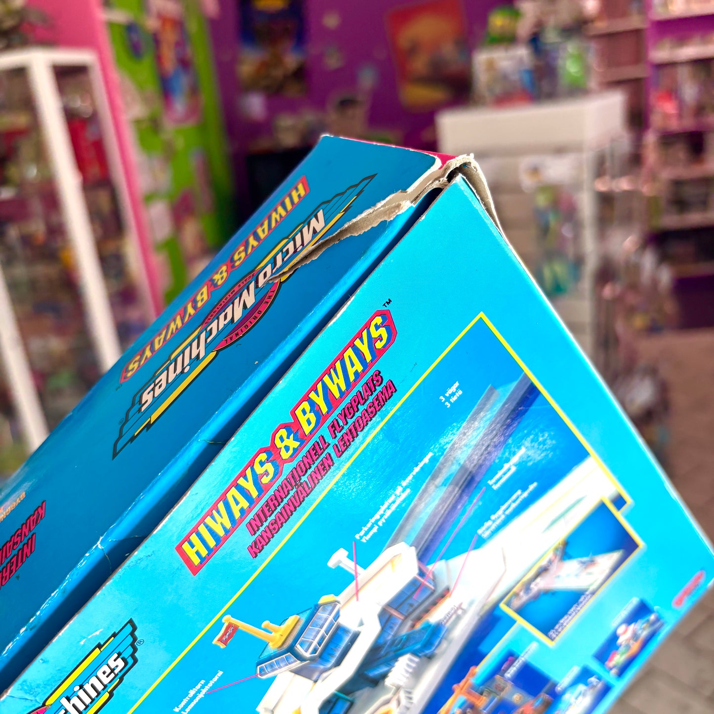Micro Machines: Hiways & Byways - International Airport (Galoob, 1991)