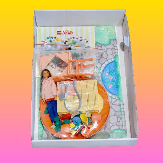 Lego Scala: #3240 - Ashley's Miniature Garden Set (boxed, missing two pieces, 1997)