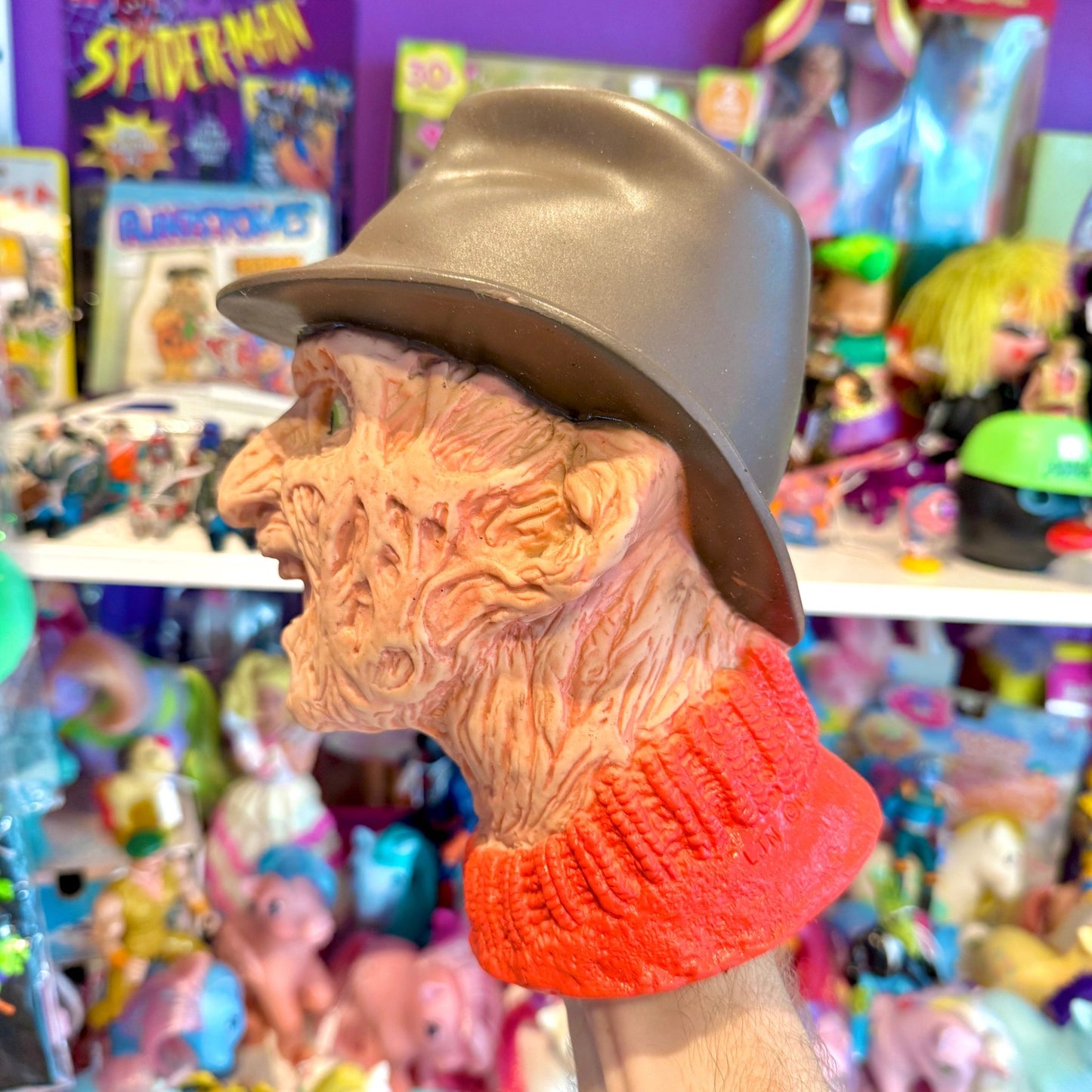 A Nightmare On Elmstreet: Freddy Krueger Fright Squirter - Water Gun (boxed, 80s) - PopCultGang