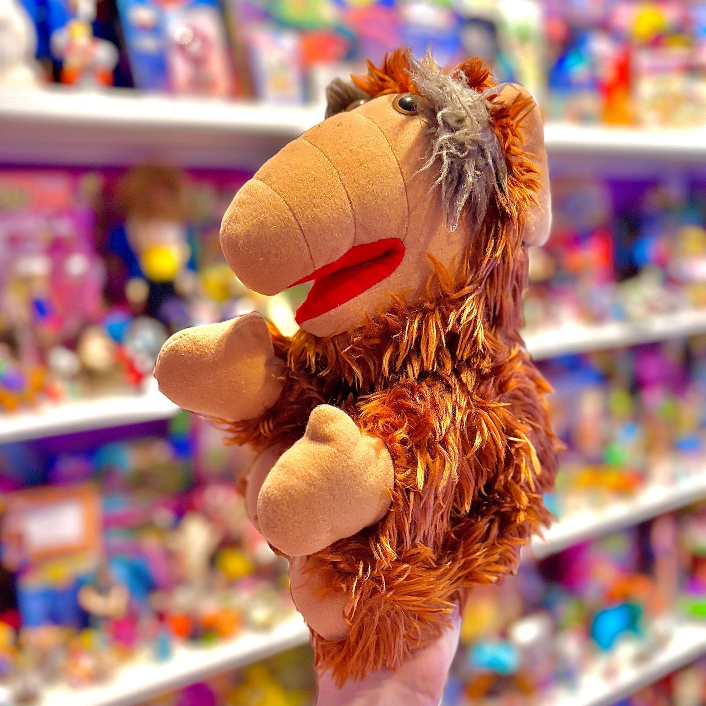 Alf Bootleg Hugging Croissant - Nose Plush (80s) - PopCultGang