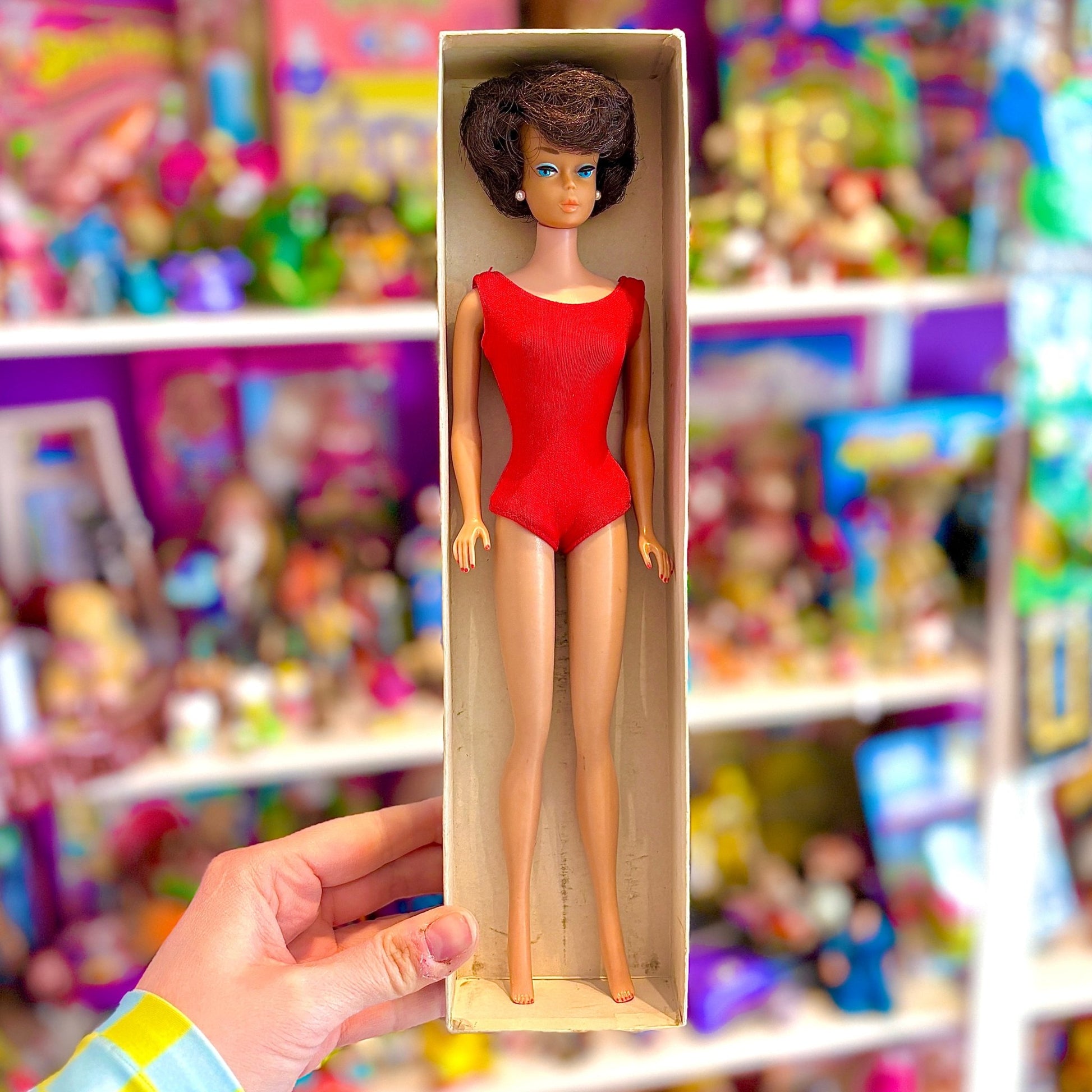 Barbie: Brunette Bubble Cut - Stock No. 850 (1962) - PopCultGang