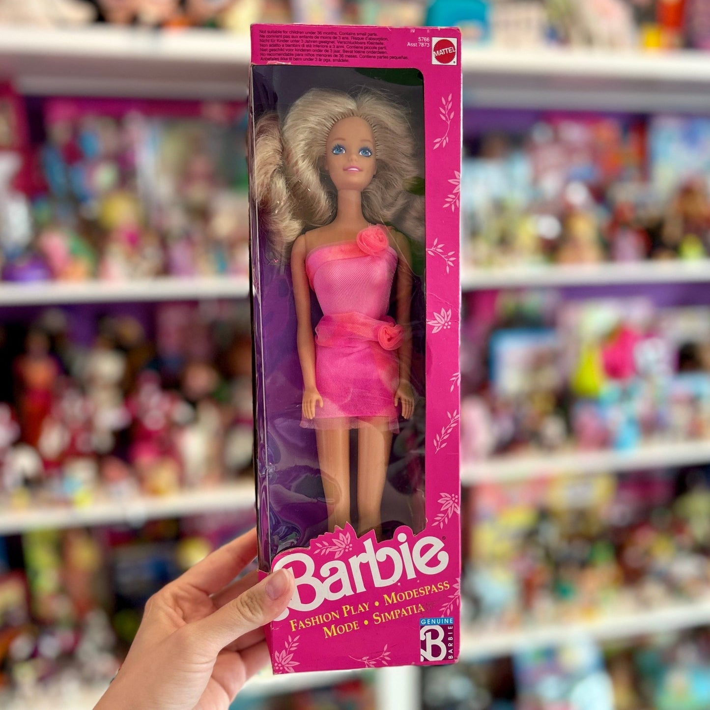 Barbie: Fashion Play / Mode (1990) - PopCultGang