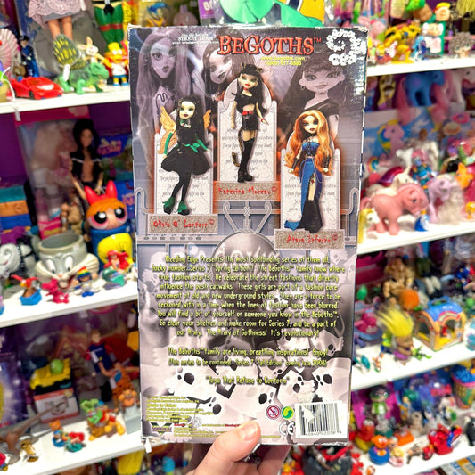 BeGoth Bleeding Edge Goths: "Olivia O'Lantern" Fashion Doll - Green Variant UK Exclusive (Series 7, 2007) - PopCultGang