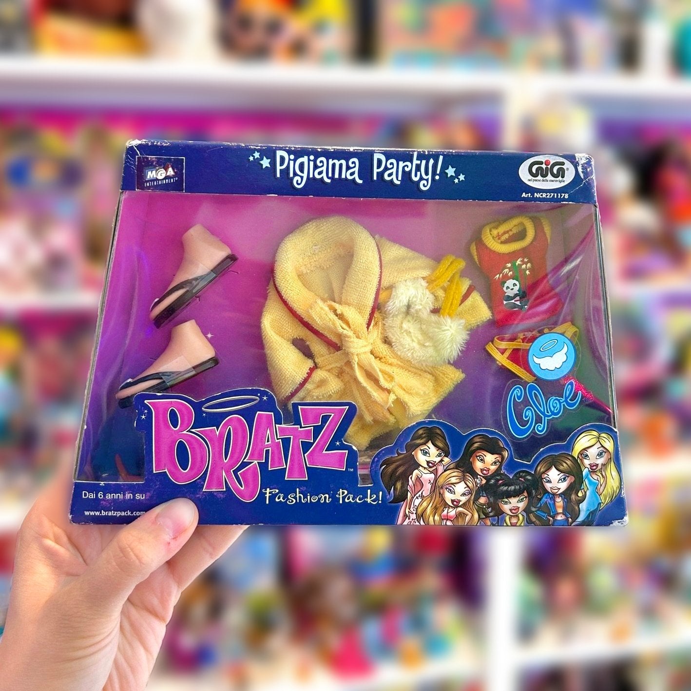 Bratz Fashion Pack: Cloe Slumber Party (2000s, NIB) - PopCultGang