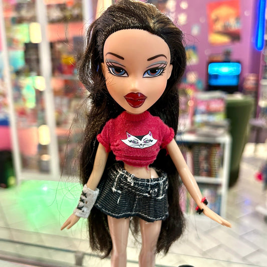 Bratz: Funk Out Dana (2004) - PopCultGang