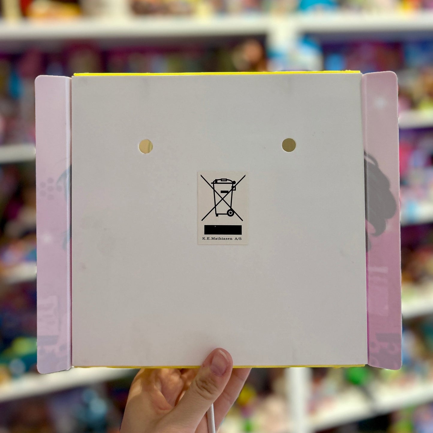 Bratz Lamp (2000s) - PopCultGang