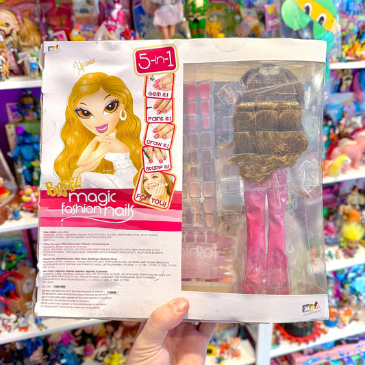 Bratz: Magic Fashion Nails - Yasmin Doll (NIB, 2008) - PopCultGang