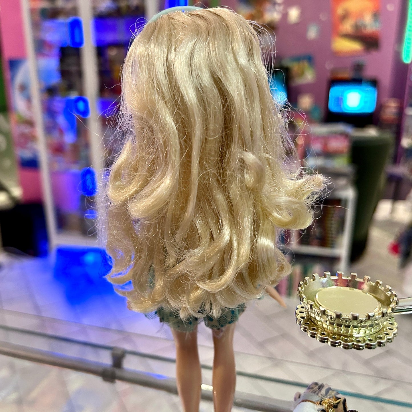 Bratz: Pampered Pupz Salon Style Cloe (2007) - PopCultGang