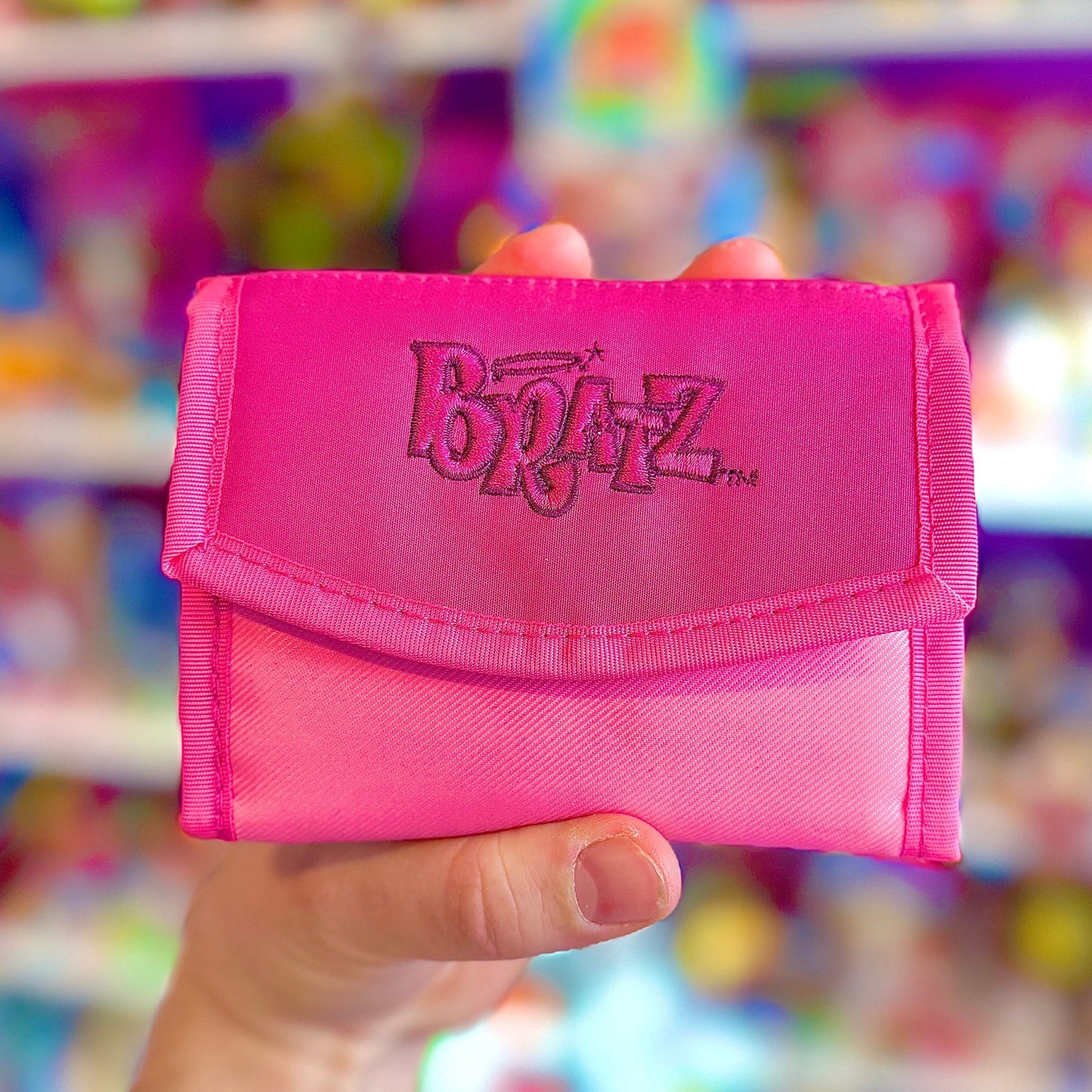 Bratz: Pink Wallet - Jade, Cloe & Jasmin (2000s) - PopCultGang