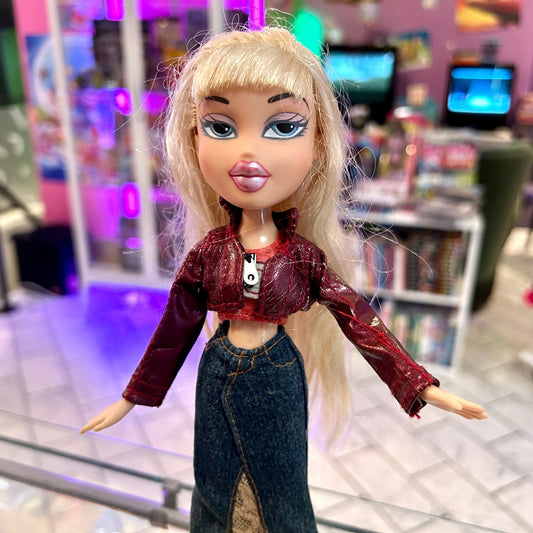 Bratz: Xpress It Cloe (2002) - PopCultGang