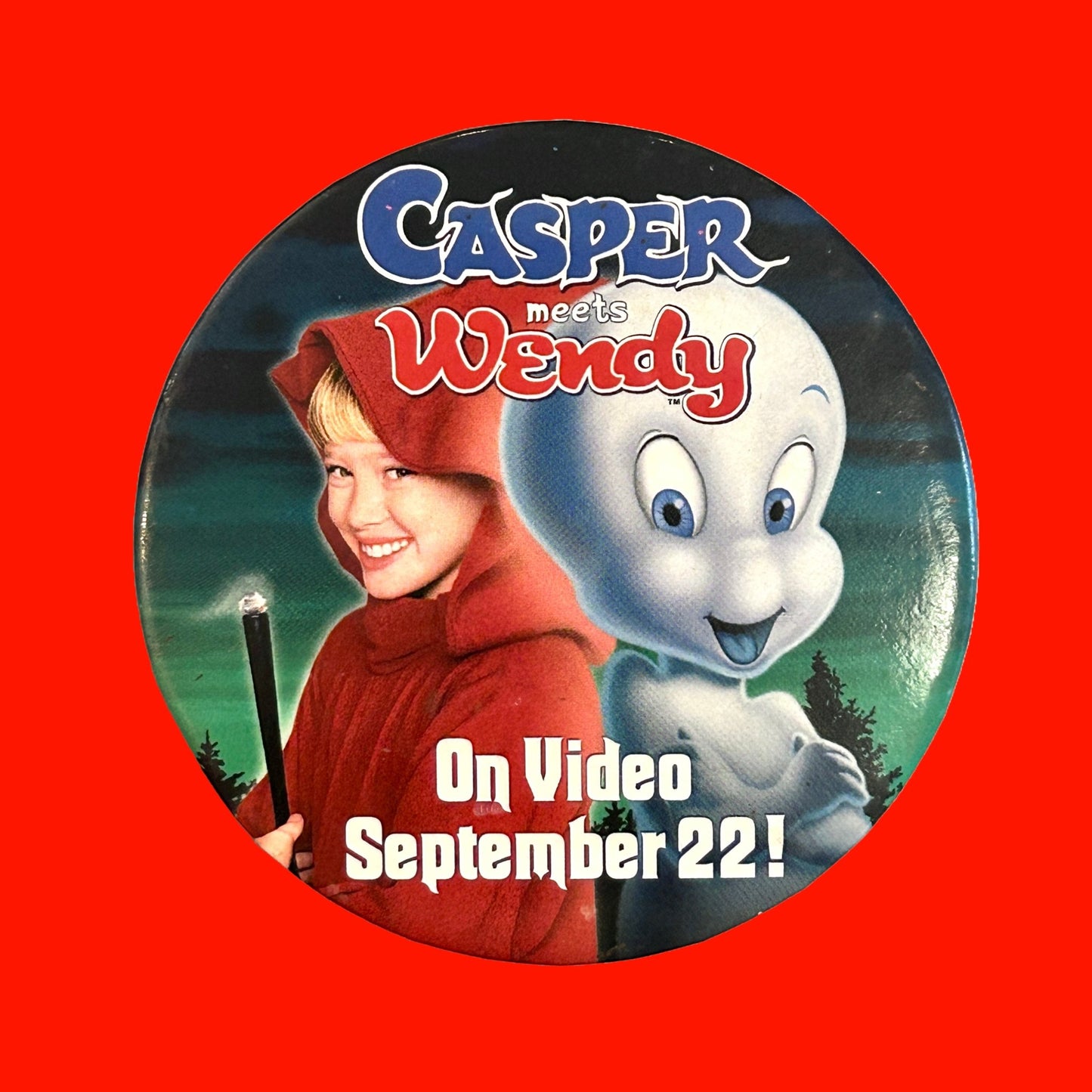 Casper Meets Wendy Promotional Button Pin Badge (90s) - PopCultGang