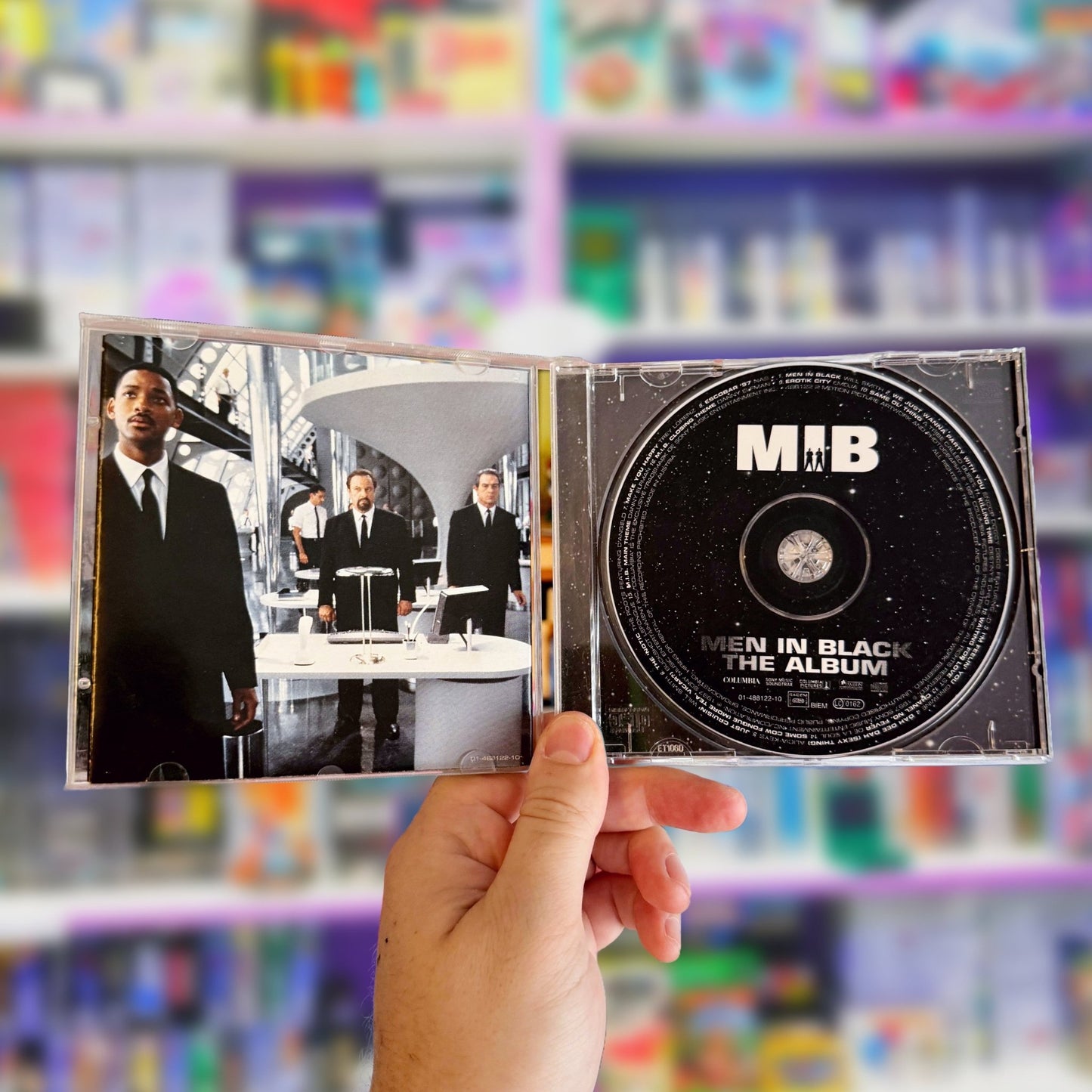 CD: Men In Black 2 - The Album (90s) - PopCultGang