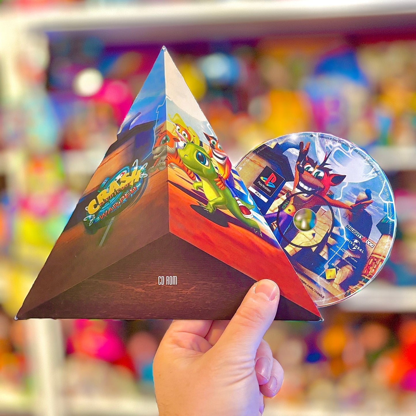 Crash Bandicoot 3: Press Kit (German, missing T-shirt, PS1) - PopCultGang