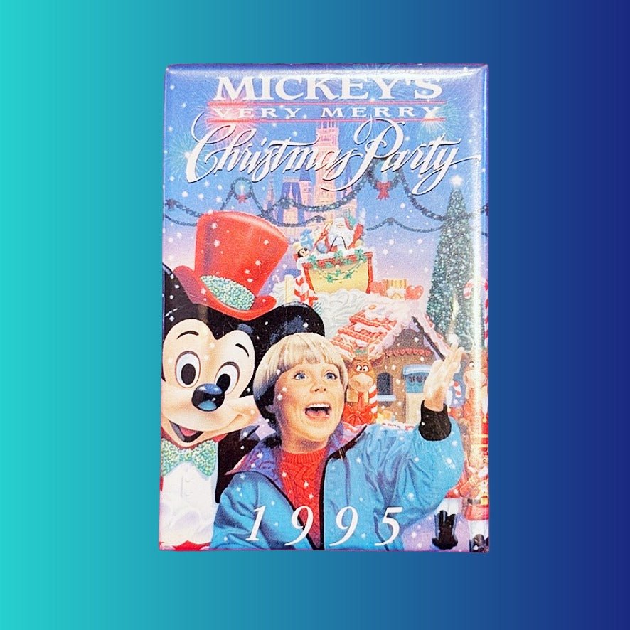 Disney World: Mickey's Very Merry Christmas Party - Pinback Badge (1995) - PopCultGang