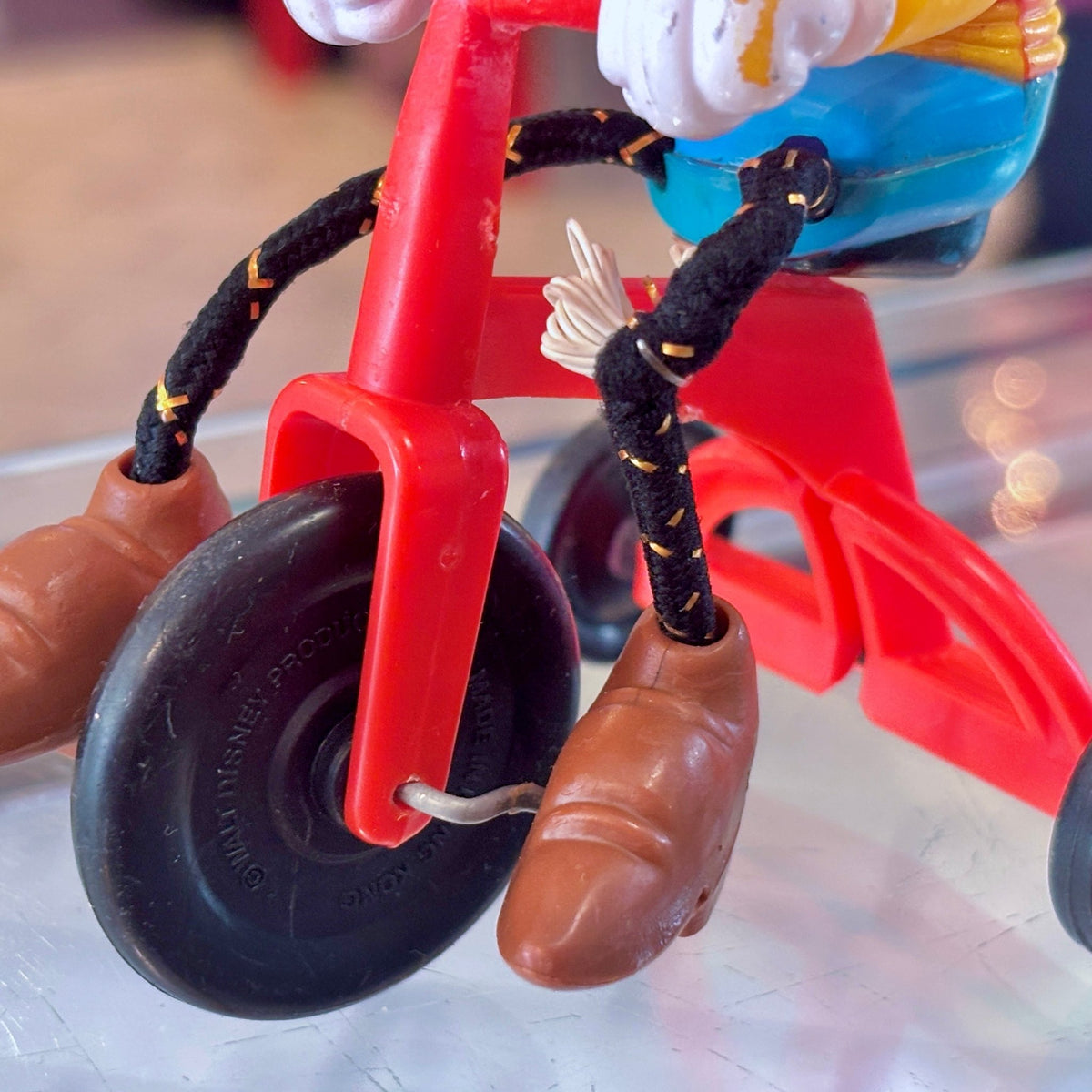 Disney's Goofy Riding Tricycle - String Legs Toy Figure (Disney, 1977) - PopCultGang