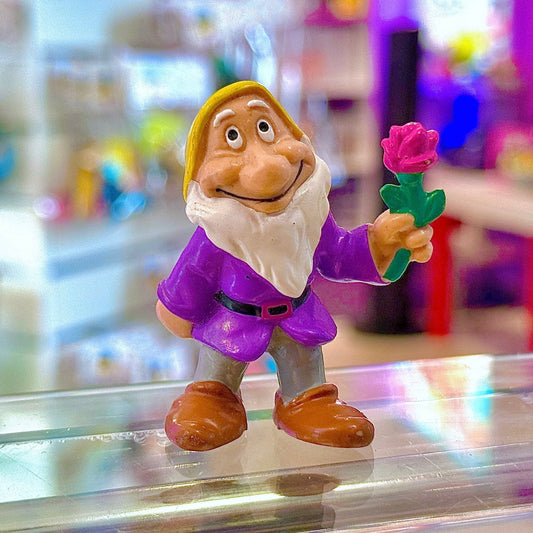Disney's Snow White & The Seven Dwarfs: Bashful PVC Figure (Bully, 80s) - PopCultGang