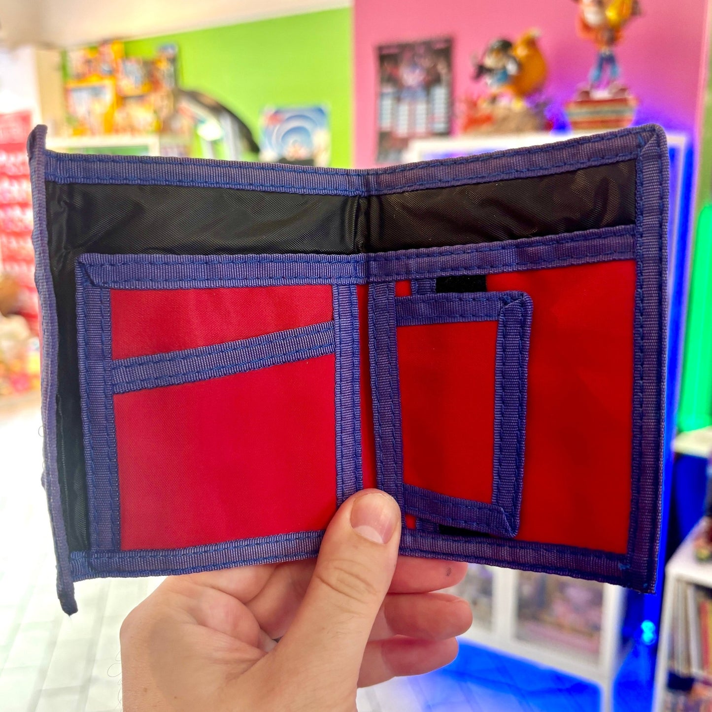 Donald Duck Red Wallet (90s) - PopCultGang