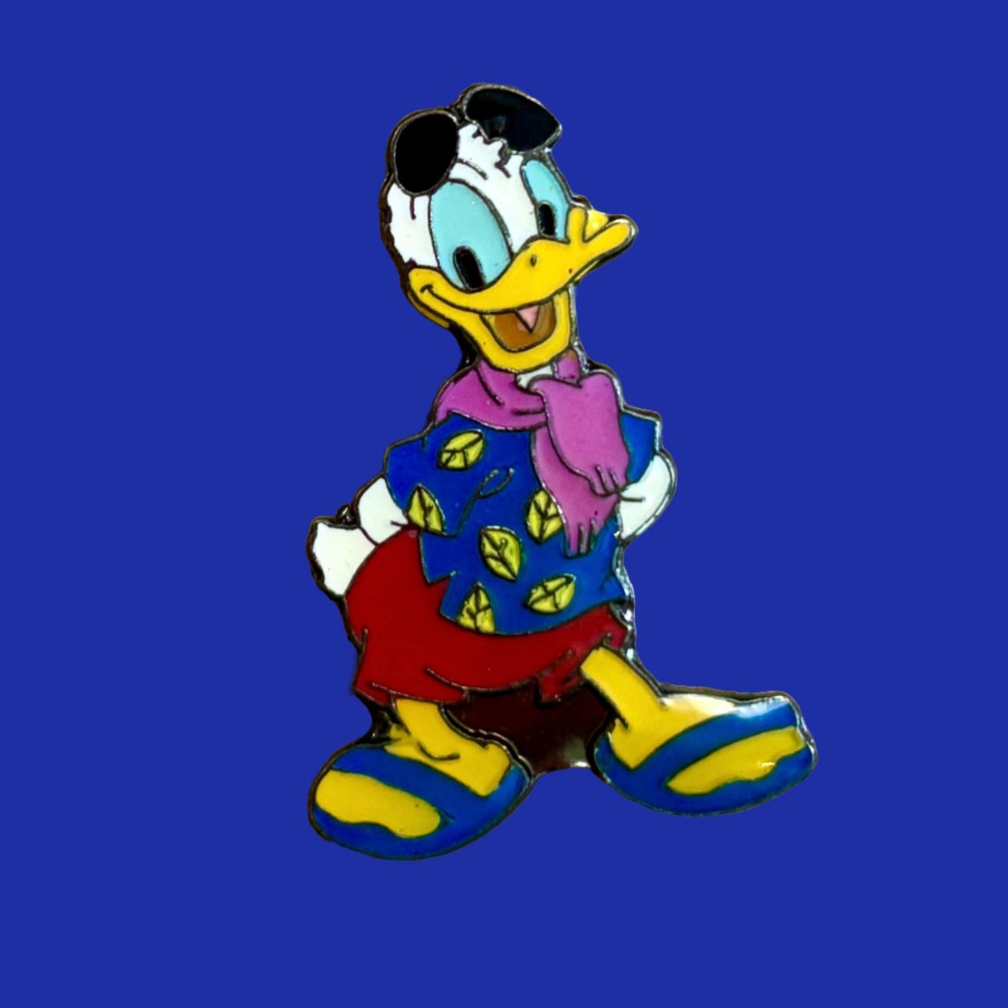 Donald Duck Summer Outfit Enamel Pin (Disney, 90s) - PopCultGang