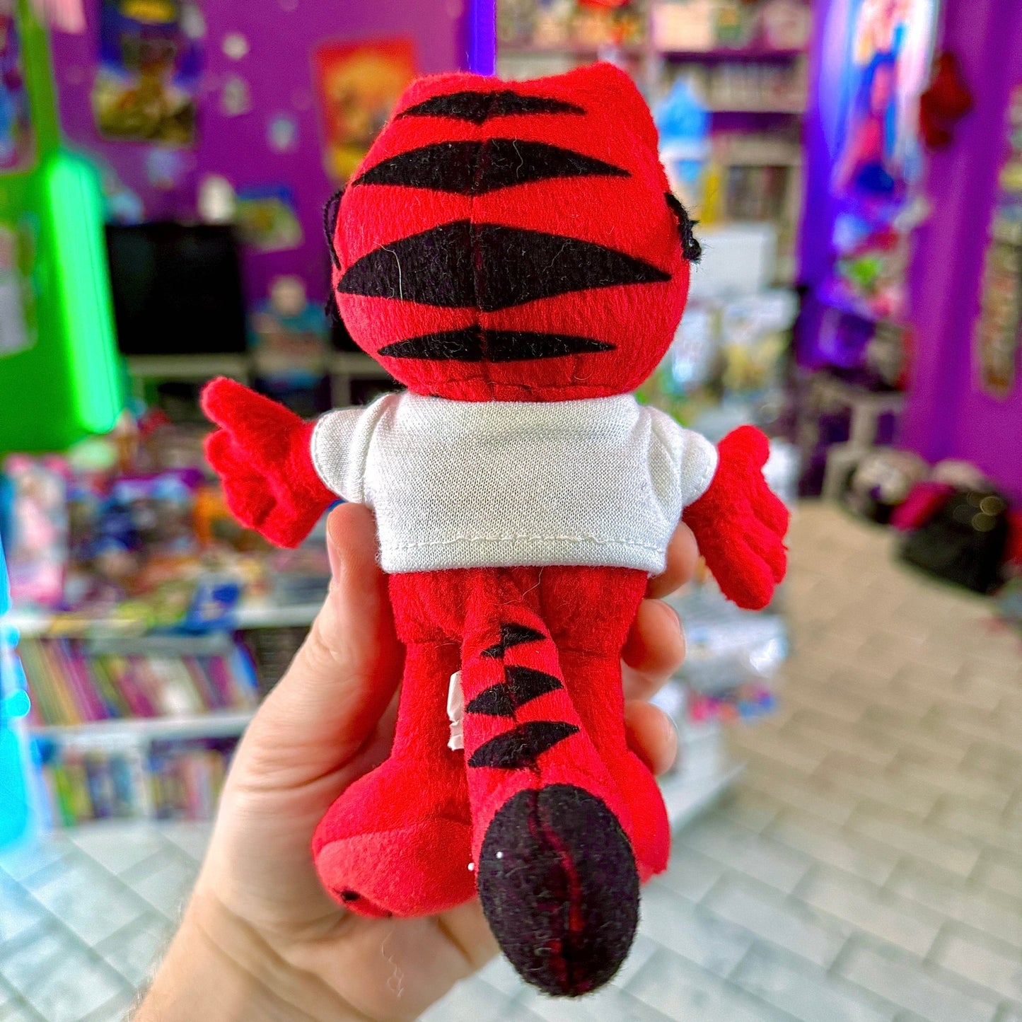 Garfield: Red Hot Lover Plushie (2000s) - PopCultGang