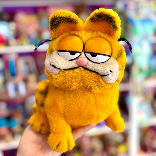 Garfield Sitting Plush 18 cm (80s) - PopCultGang