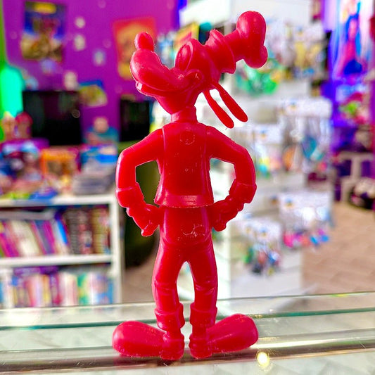 Goofy Red Plastic Figure (Louis Marx, Disney, 70s) - PopCultGang