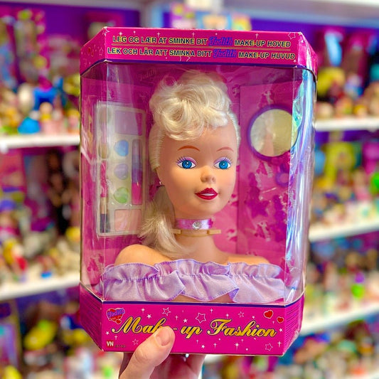 Judith - Beauty Make - Up Fashion Doll Head (NIB, Barbie Clone, 90s) - PopCultGang