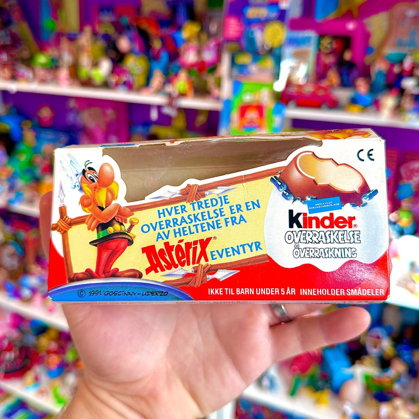 Kinder Surprise: Asterix & Obelix Empty Box (90s) - PopCultGang