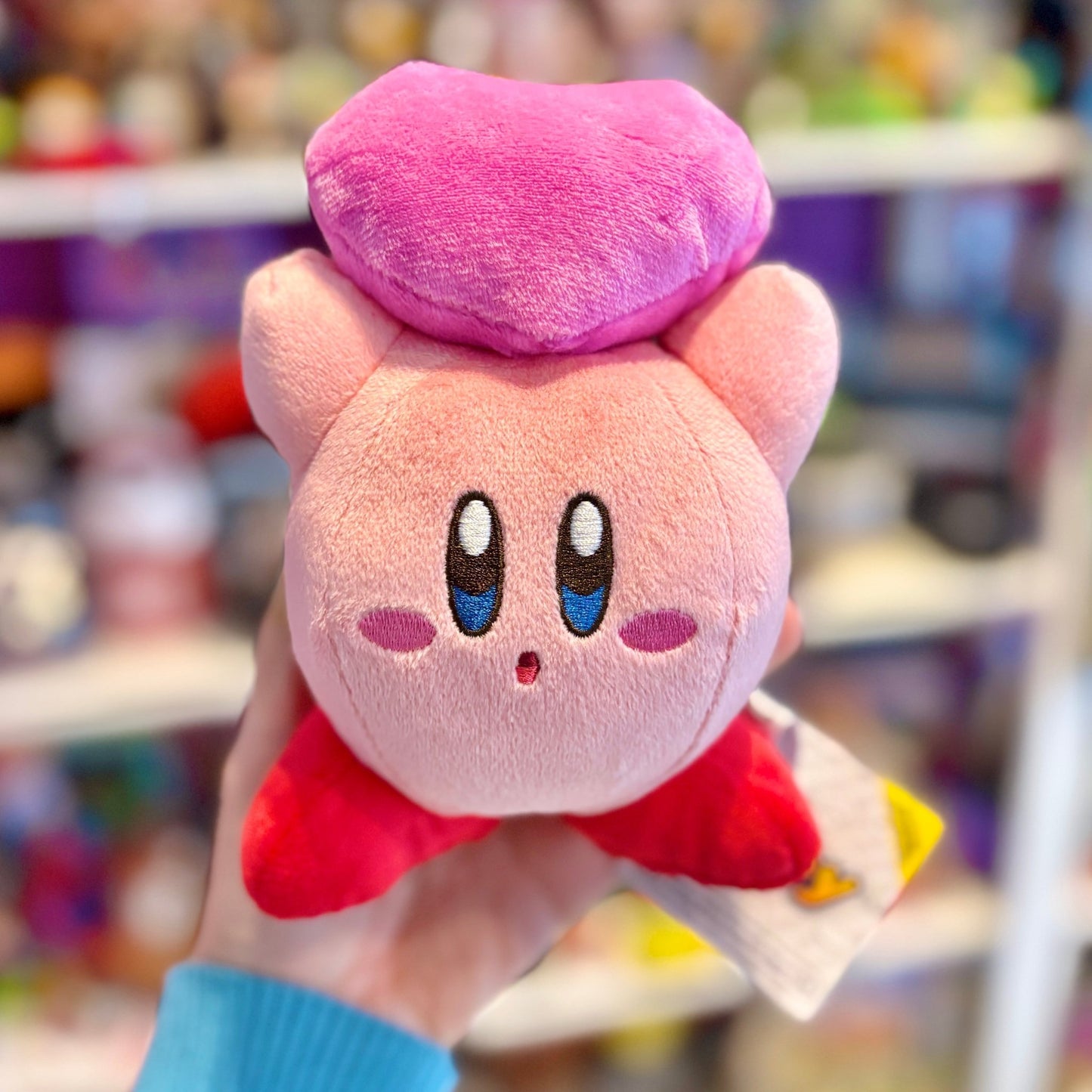 Kirby With Heart Plush 16 cm (Nintendo) - PopCultGang