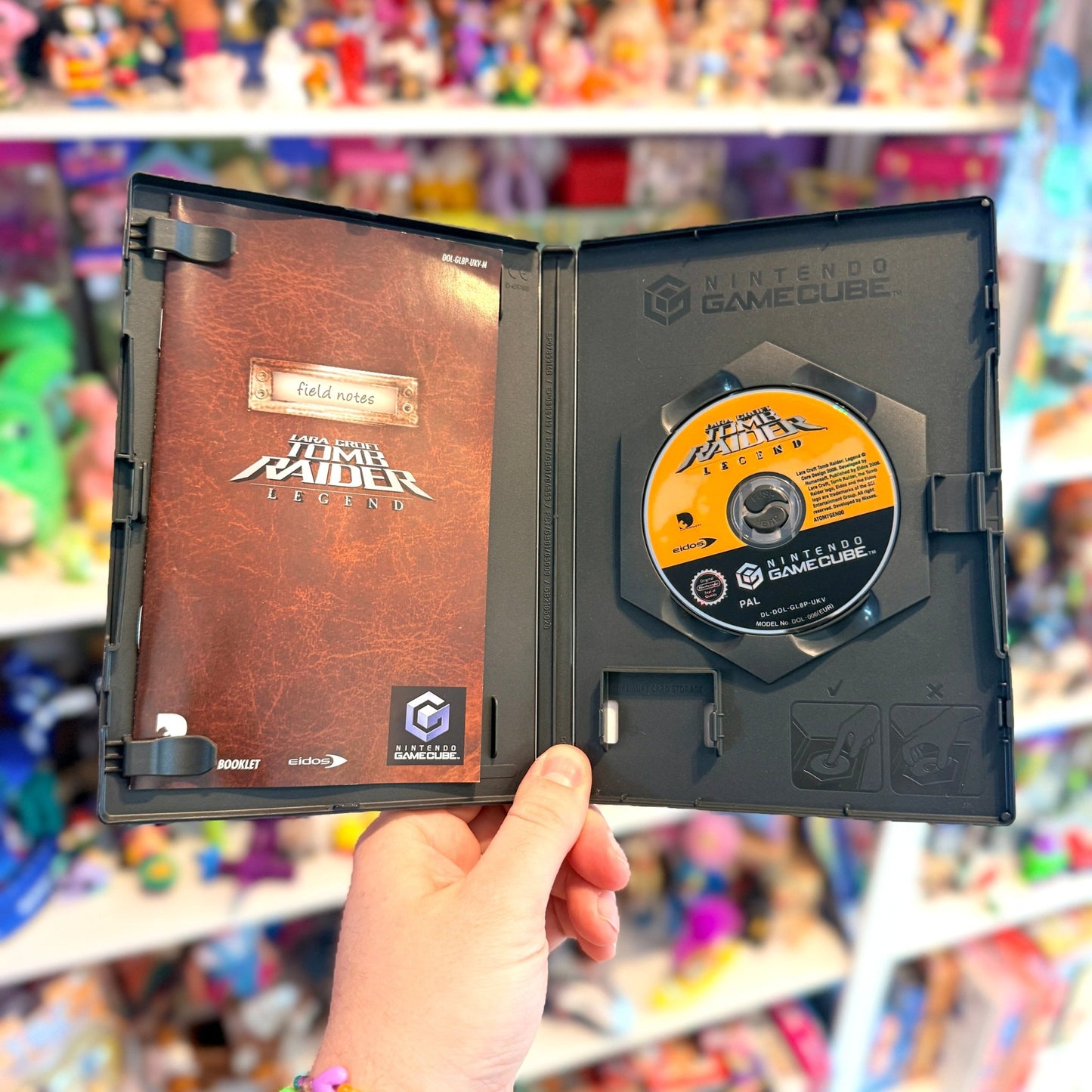 Lara Croft: Tomb Raider - Legend (Gamecube) - PopCultGang