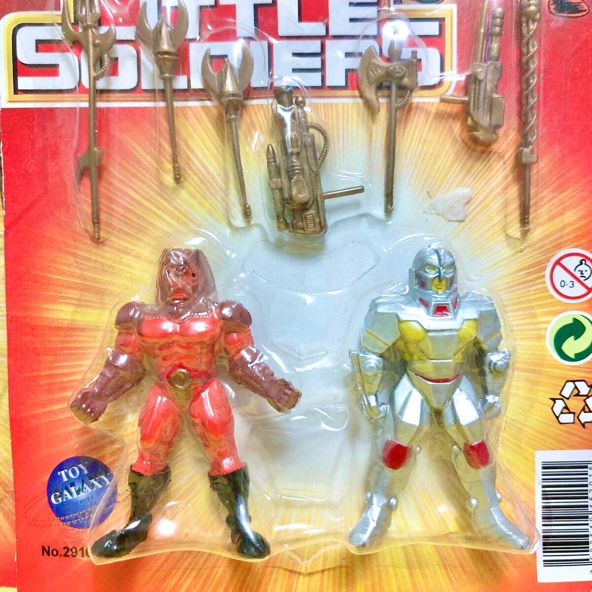 Little Soldiers: Robot PVC Figure (bootleg toy, 90s) - PopCultGang