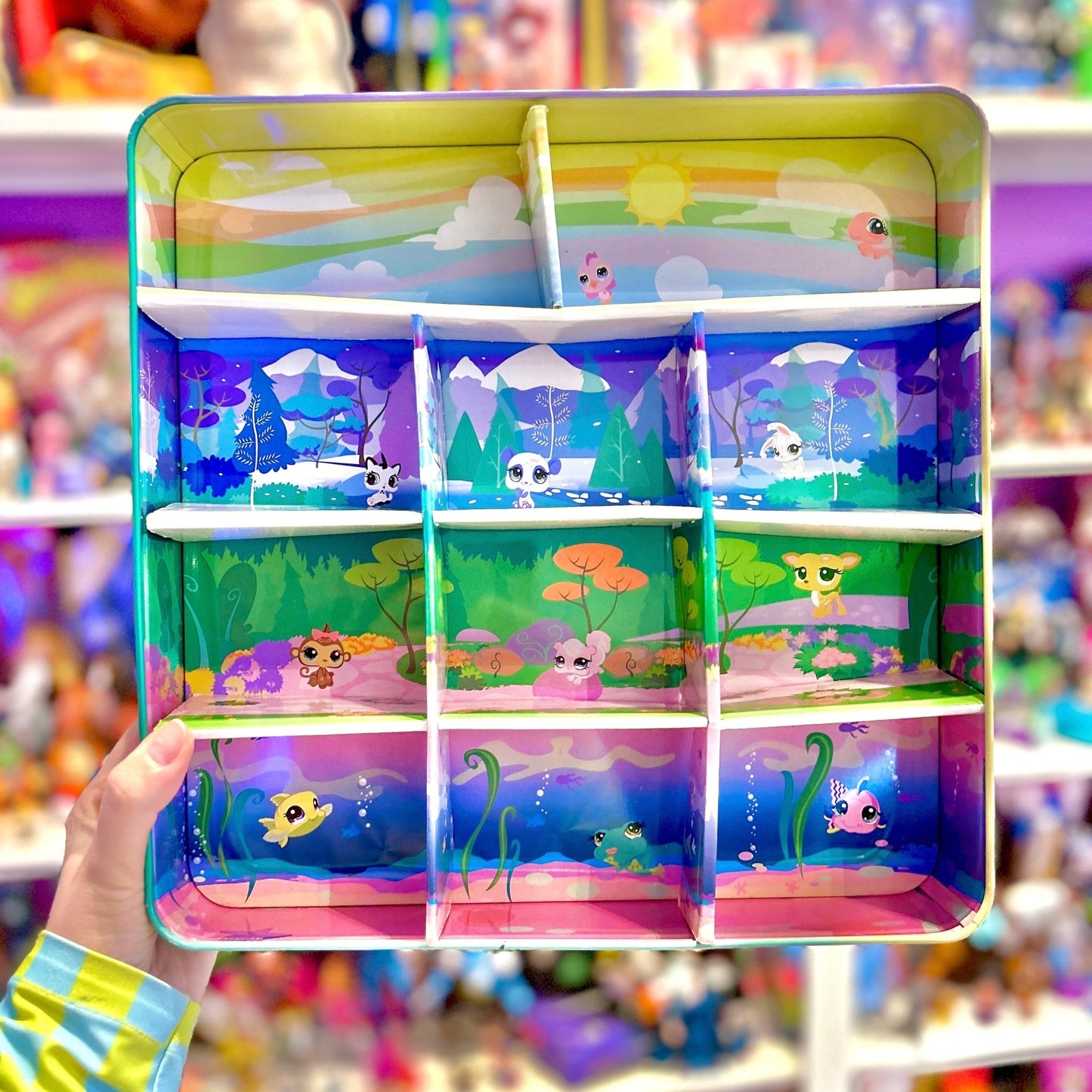 Littlest Pet Shop: Collector's Tin Storage Case (2009) - PopCultGang