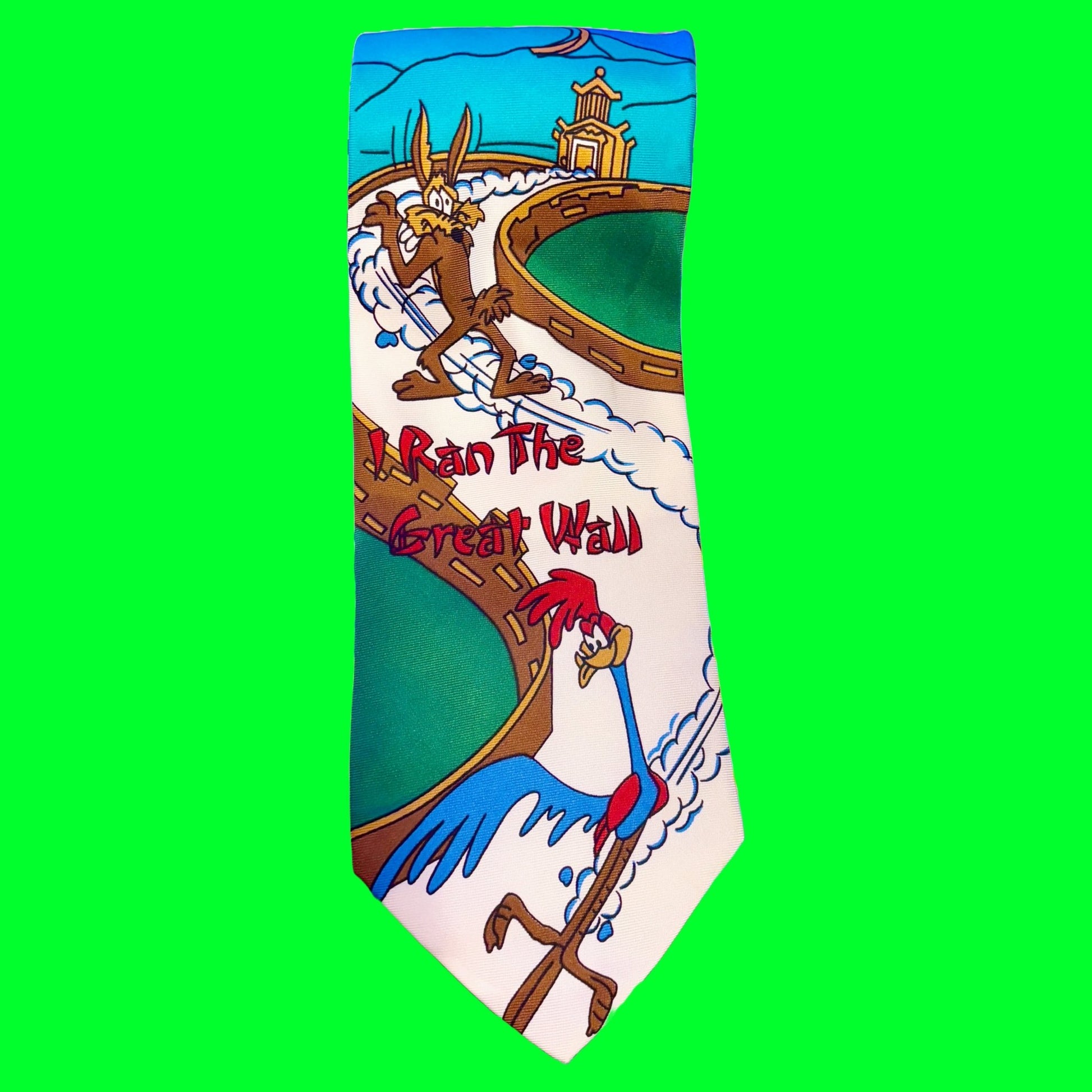Looney Tunes: Road Runner Great Wall of China Tie (Warner Bros. 1991) - PopCultGang