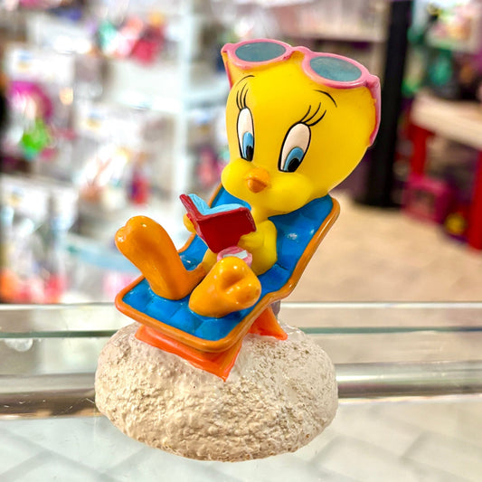 Looney Tunes: Tweety on The Beach PVC Figure (90s) - PopCultGang