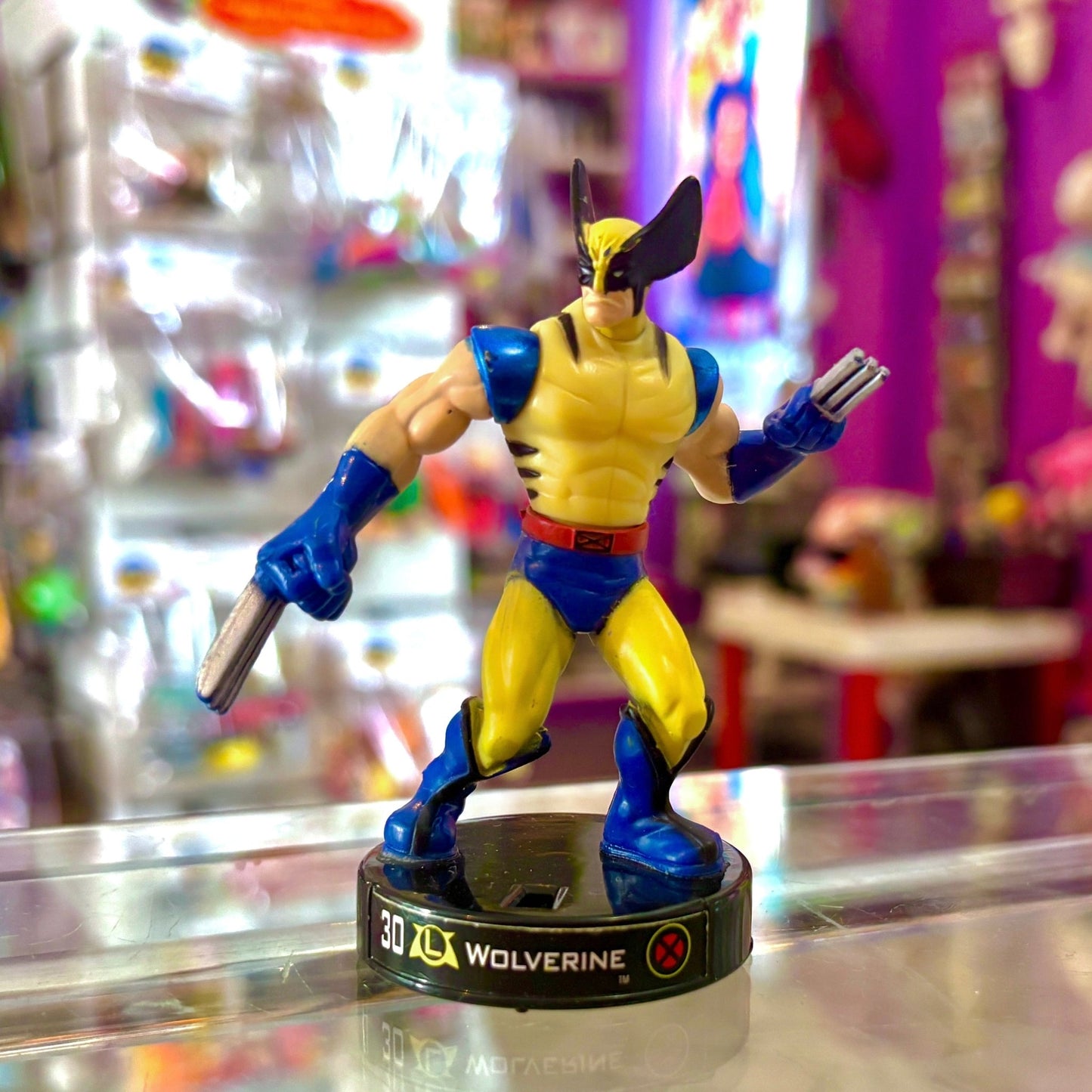 Marvel Attacktix - Wolverine Figure (Hasbro, 2006) - PopCultGang