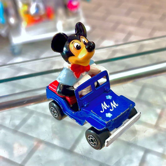 Matchbox: Mickey's Mail Jeep Figure No. 586 (Disney, 70s) - PopCultGang