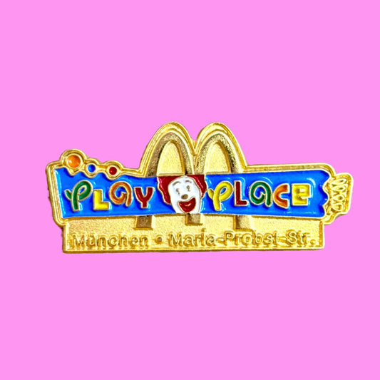 McDonalds Play Place München Ronald McDonald Enamel Pin (90s) - PopCultGang