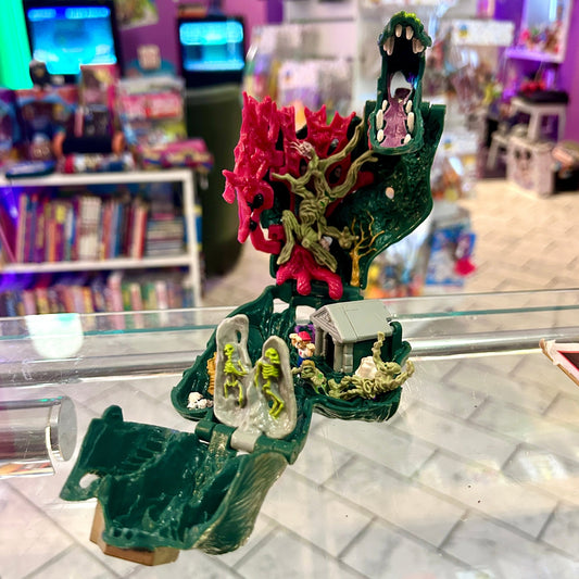 Mighty Max - Graveyard Grip Crushes the Hand (Complete, 90s) - PopCultGang