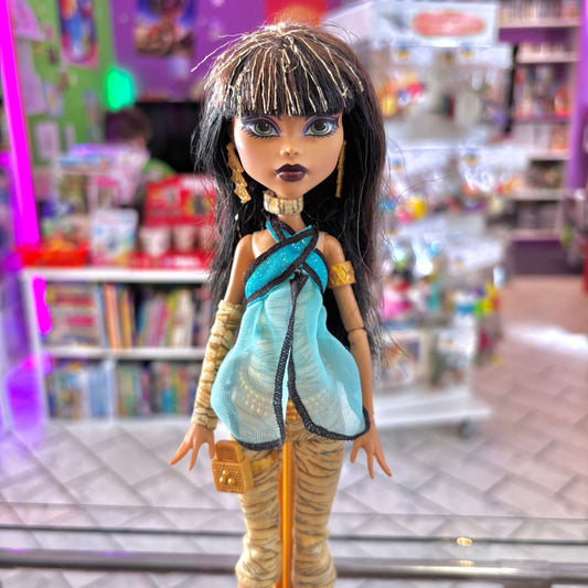 Monster High: Cleo De Nile Fashion Doll - Original Ghouls First Wave (Mattel, 2010) - PopCultGang