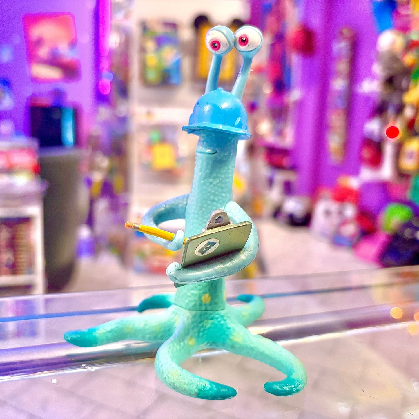 Monsters Inc. - Ray Action Figure (Hasbro, Disney, Pixar 2001) - PopCultGang