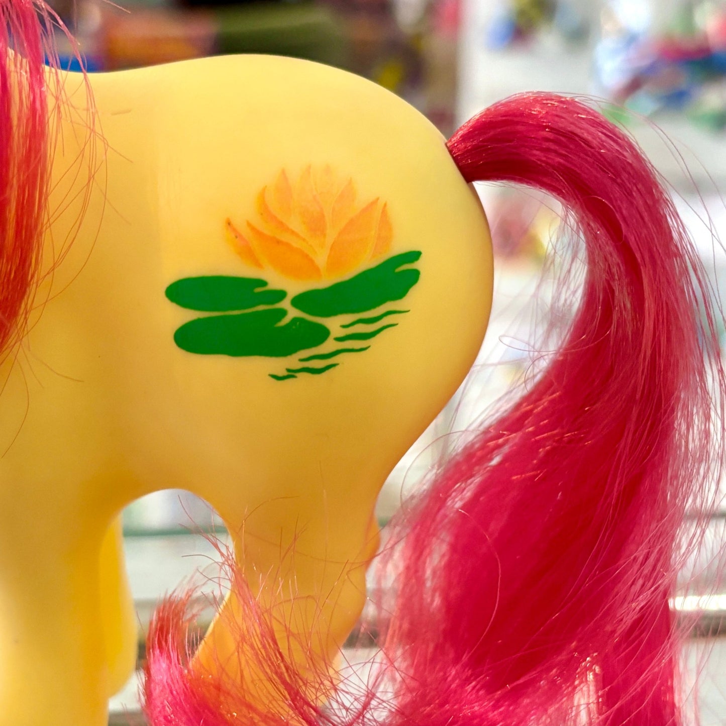 My Little Pony: Alternate Birthflower July Waterlily (G1, 1980s) - PopCultGang