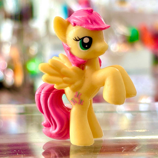 My Little Pony Mystery Minis (G4, 2010s): Fluttershy V1 5cm Figure - PopCultGang