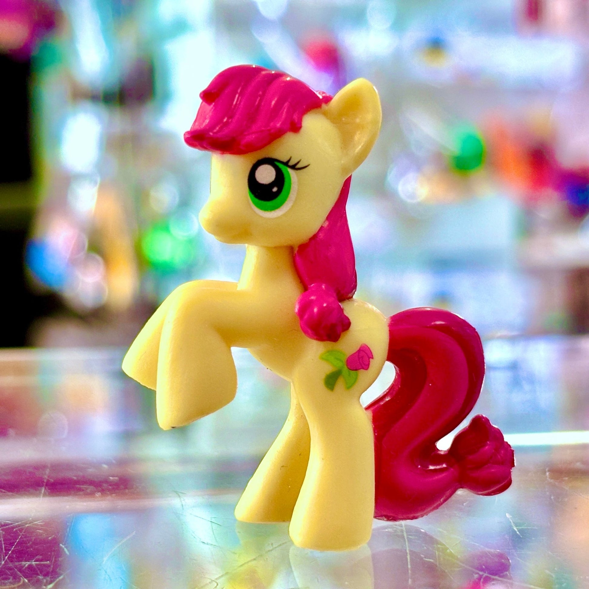 My Little Pony Mystery Minis (G4, 2010s): Roseluck 5cm Figure - PopCultGang