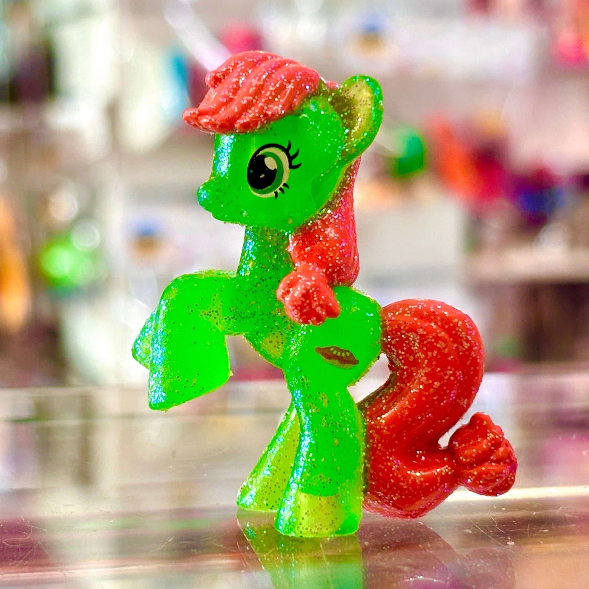 My Little Pony Mystery Minis (G4, 2010s): Transparent Glitter Peachy Sweet 5cm Figure - PopCultGang