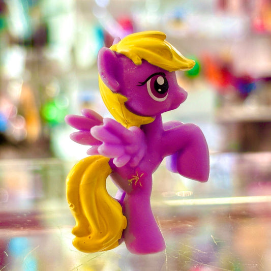 My Little Pony Mystery Minis (G4, 2010s): Transparent Lily Blossom 5cm Figure - PopCultGang