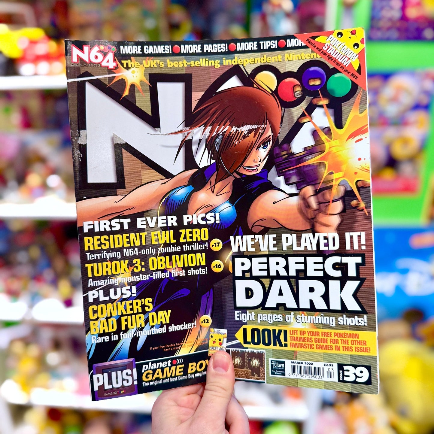 N64 Magazine: Issue 39 - Perfect Dark (2000s) - PopCultGang