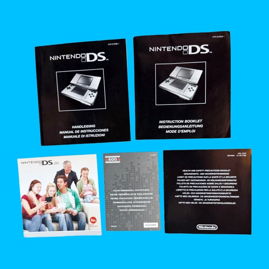 Nintendo DS: Sky Blue (complete in box) - PopCultGang
