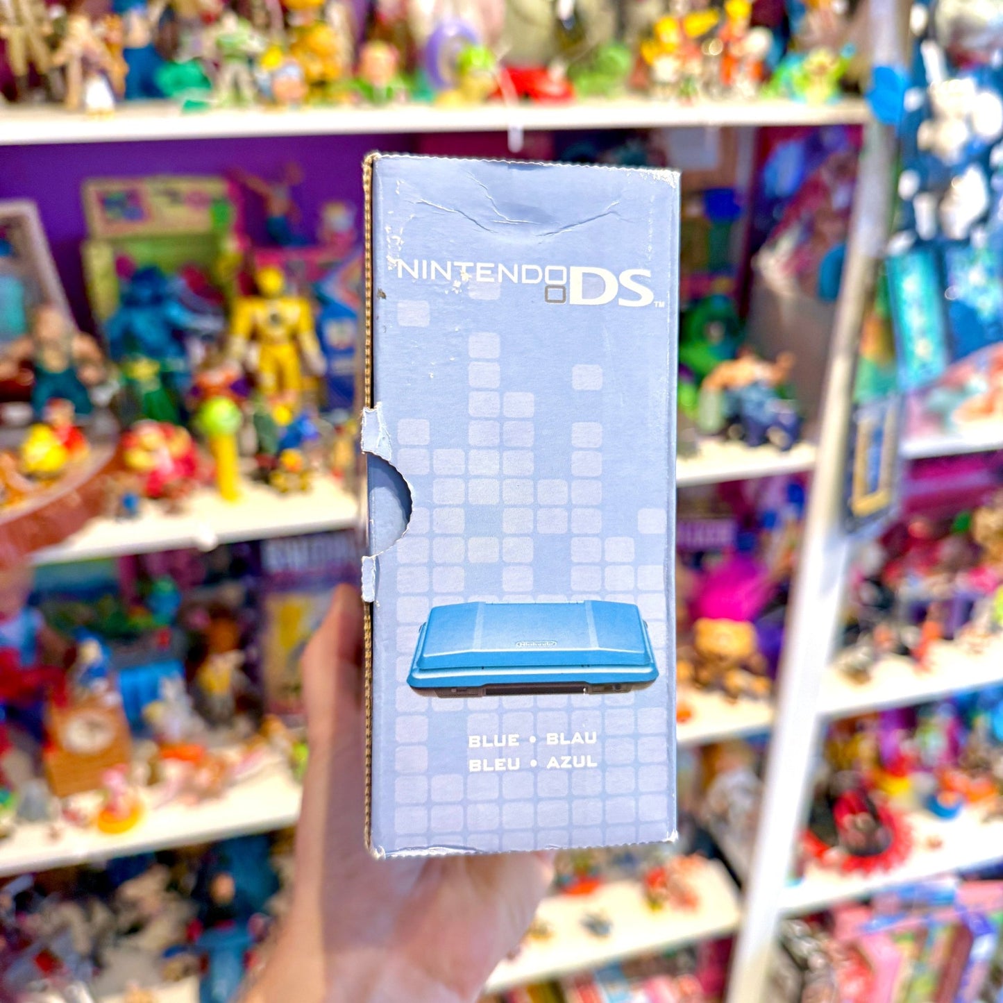 Nintendo DS: Sky Blue (complete in box) - PopCultGang