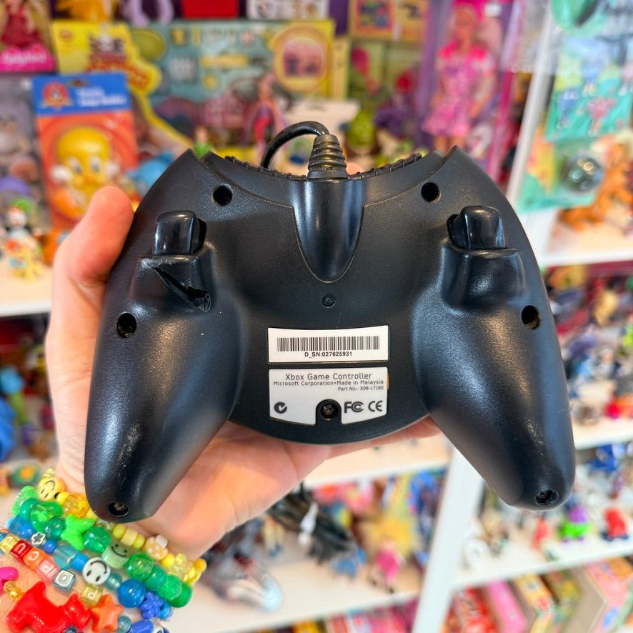 Original Microsoft Xbox Controller (2000s) - PopCultGang